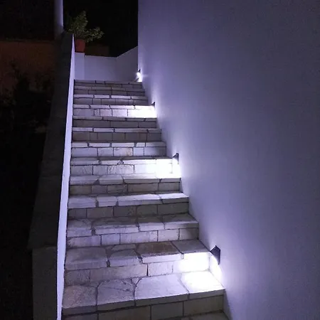 Demy's Studio Διαμέρισμα Αχαράβη